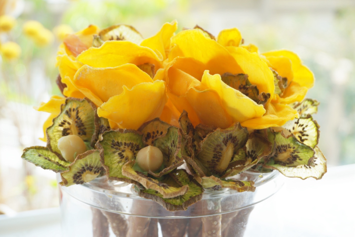 Mango & Kiwi Rose Bouquet