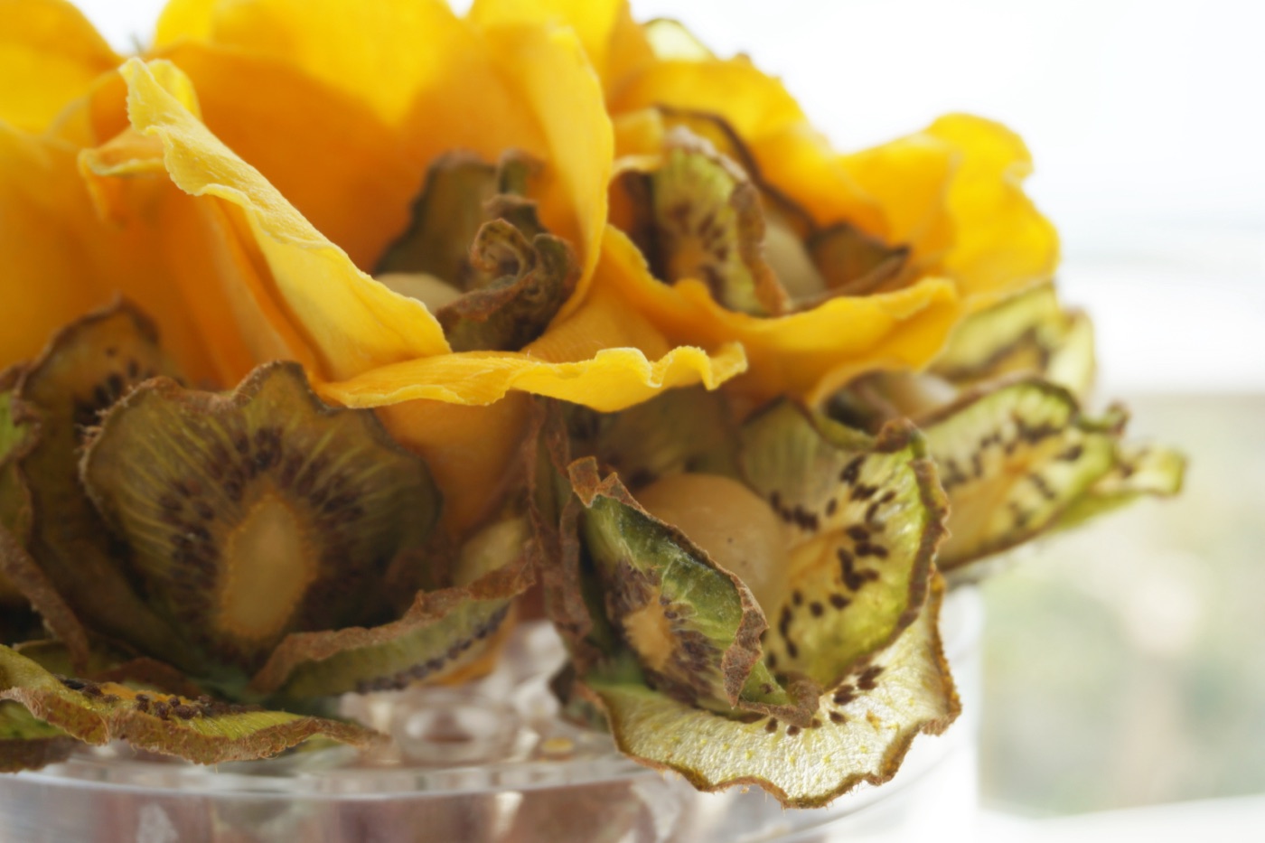 Mango & Kiwi Rose Bouquet — 2